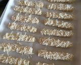 Foto langkah ke 4 dari resep Cheese Roll.