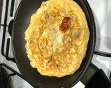 Foto del paso 4 de la receta: Tortilla de tomate cherry y taquitos de jamón