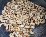 Foto langkah ke 3 dari resep Kacang Mente Sangrai.