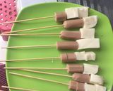 Foto langkah ke 3 dari resep Home made Corn Dog Mozarella Sosis.