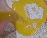 Foto langkah ke 2 dari resep Dragon Pancake.