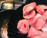 A picture of step 1 of Spanish Chicken.