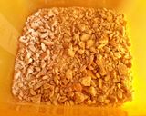 Kekszszalámi csokipehellyel recept fázis 1 fotója
