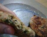 Foto del paso 5 de la receta: Hamburguesa de espinaca y papa