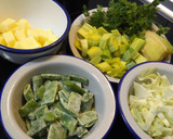 Foto del paso 1 de la receta: Crema de repollo y judías verdes
