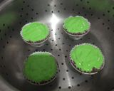 Foto langkah ke 9 dari resep 1075. Bolu Kukus Mekar Semangka dengan Santan.