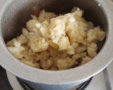 பூரி மற்றும் உருளைக்கிழங்கு மசால் குருமா (Poori and urulaikilanku masal kuruma recipe in tamil) ரெசிபி ஸ்டேப் 5 புகைப்படம்
