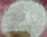 Foto langkah ke 2 dari resep Biji Ketapang (dengan kelapa parut dan bubuk cinnamon).