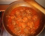 A picture of step 6 of Meatballs in sauce.