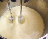 A picture of step 3 of Tripe fruit cake.