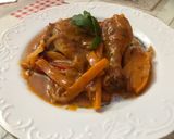 Foto del paso 6 de la receta Pollo al horno con cebolla y zanahoria