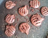 Foto langkah ke 4 dari resep Cookies coklat ekonomi.