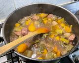 A picture of step 16 of Country Soup with Leeks, Carrots, Potatoes, and Bacon.