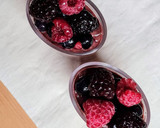 Foto del paso 3 de la receta: Postrecito de frutos rojos y chocolate by Sol ☀ Keto, vegano, sin gluten, sin edulcorante