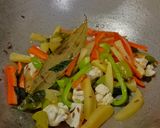 A picture of step 4 of Vegetable Pulao Restaurant Style.