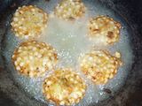 साबुदाणा वडा (sabudana vada recipe in marathi)