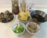 蛤蜊玉米香菇湯的食譜步驟1照片