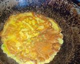 Foto langkah ke 5 dari resep Telur dadar sederhan.