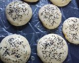 A picture of step 8 of Qema buns.
