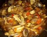 Foto langkah ke 7 dari resep Brokoli Siram Jamur #bikinramadanberkesan.