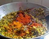 રાજસ્થાની સ્પેશિયલ મુંગ દાલ કચોરી (Rajasthani Special Moong Dal Kachori Recipe In Gujarati) રેસીપી સ્ટેપ3ફોટો
