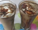ओरियो चॉकलेट कॉफी मिल्कशेक (oreo chocolate coffee milkshake recipe in Hindi) रेसिपी चरण 4 फोटो