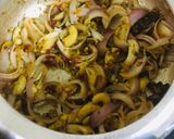 A picture of step 4 of Tomato Pulao.