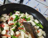A picture of step 6 of White sauce pasta.