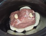 A picture of step 1 of Pulled Pork in a Slow Cooker.