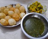 A picture of step 6 of Panipuri.