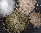 A picture of step 1 of Aryuvedic Mukhwas.