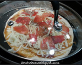 Foto del paso 2 de la receta: Pizza en sartén con tortillas de trigo