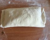A picture of step 10 of Lardy cake.