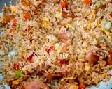รูปขั้นตอนการทำที่ 4 ของ ข้าวผัดแหนมไก่