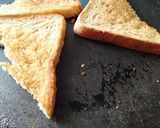 ચીઝી ગાર્લિક બ્રેડ (Cheesy Garlic Bread Recipe In Gujarati) રેસીપી સ્ટેપ2ફોટો