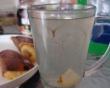 Foto langkah ke 3 dari resep Wedang Apel - Sereh.