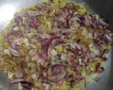 A picture of step 3 of Kadhai paneer.