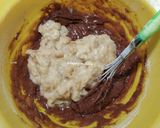 Foto langkah ke 3 dari resep Bolu Pisang Coklat No Mixer.