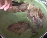 Foto del paso 7 de la receta Chuletas de cerdo con salsa de perejil