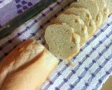 Foto del paso 1 de la receta: Tostadas francesas o torrejas con pan baguette/flauta