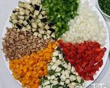 Hình bước làm 1 của món Bánh tráng lụi Tây Nguyên