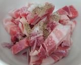 Hình bước làm 1 của món Thịt ba chỉ kho tương hột