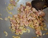 Foto langkah ke 4 dari resep Makaroni Tumis Ayam Bombay.
