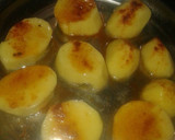 Foto del paso 1 de la receta: Pollo al verdeo con hongos y papas al horno