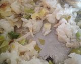 Foto del paso 3 de la receta: Bacalao con guisantes y huevo poché
