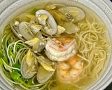 รูปขั้นตอนการทำที่ 2 ของ บะหมี่น้ำกุ้งหอยลาย