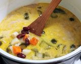 Kovászos uborkás bableves recept fázis 5 fotója