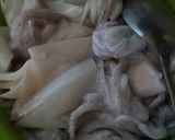 Foto langkah ke 1 dari resep 415.Cumi Mentega Saos Tiram Pedas.