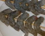 Foto del paso 3 de la receta: Coliflor al horno con langostinos en salsa oriental