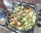 Foto del paso 6 de la receta: Arroz con longaniza y col de currantes